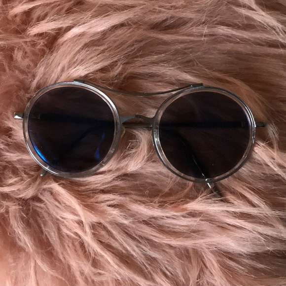 Forever 21 sunnies - Picture 2 of 7